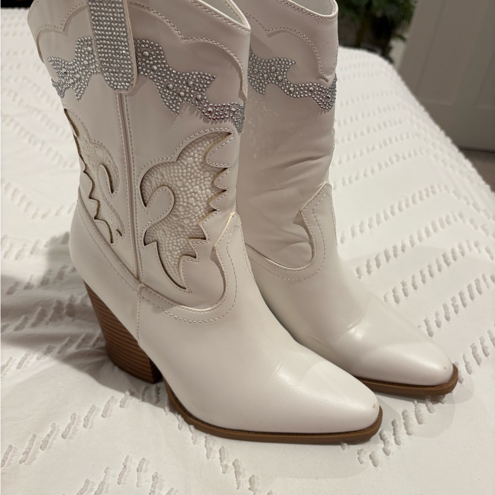 Qupid White Rhinestone Western Ankle Boots
